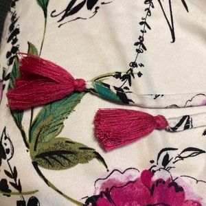 Linea Donatella Chinese nightgown Small